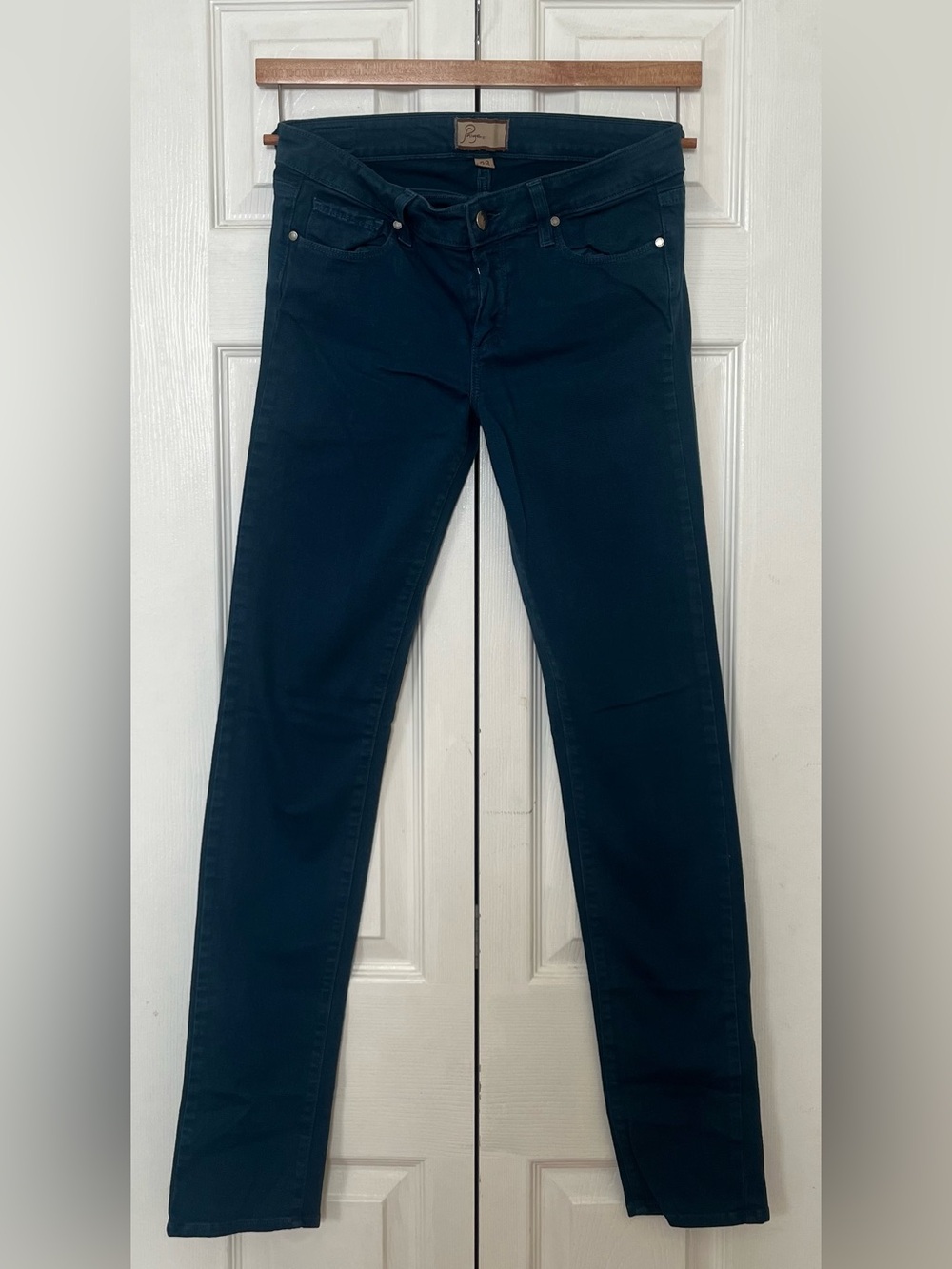 PAIGE Skinny Jeans in Dark Navy